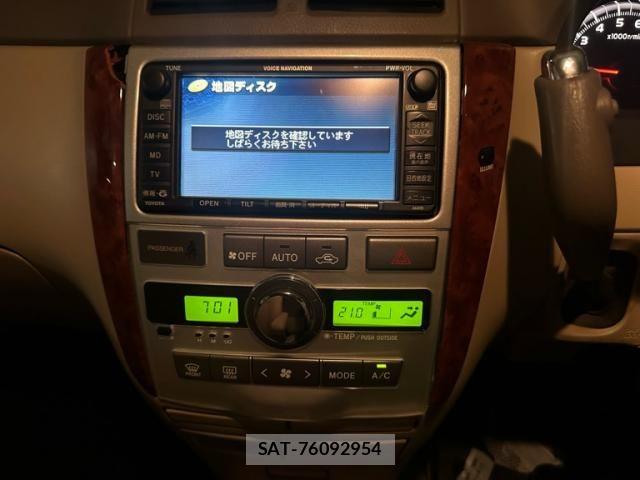 Toyota IPSUM 2006-02 8871202-22