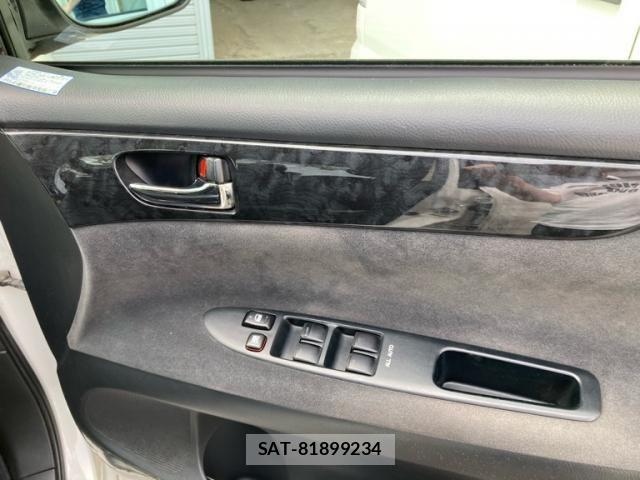 Toyota IPSUM 2004-05 7724345-9
