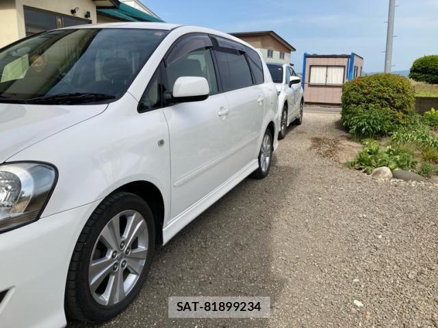 Toyota IPSUM 2004-05 7724345-3