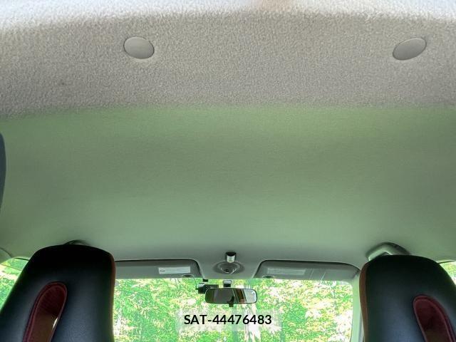 Toyota IQ 2011-10 1206914-16