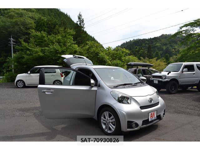 Toyota IQ 2012-01 1297722-22