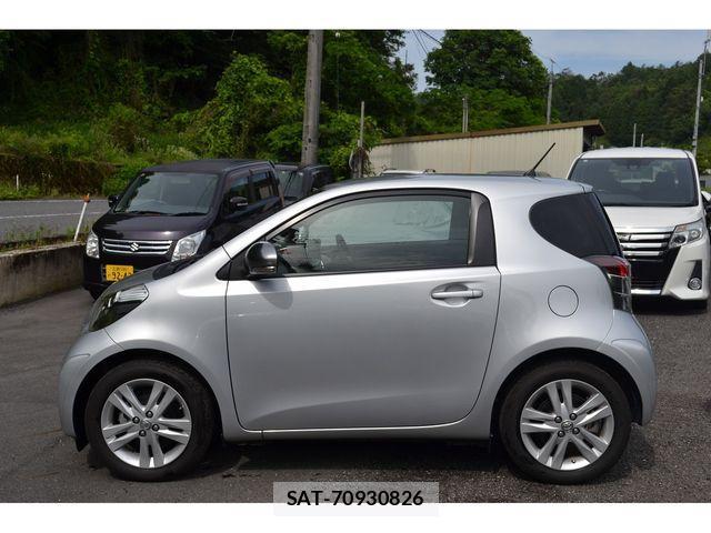 Toyota IQ 2012-01 1297722-6