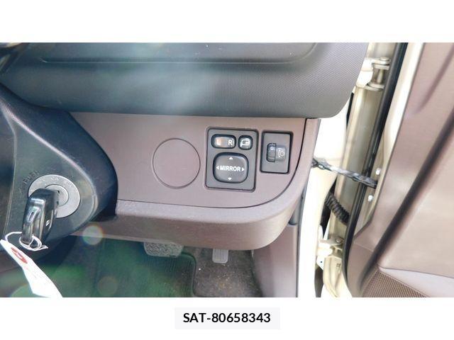 Toyota IQ 2009-01 1361966-12