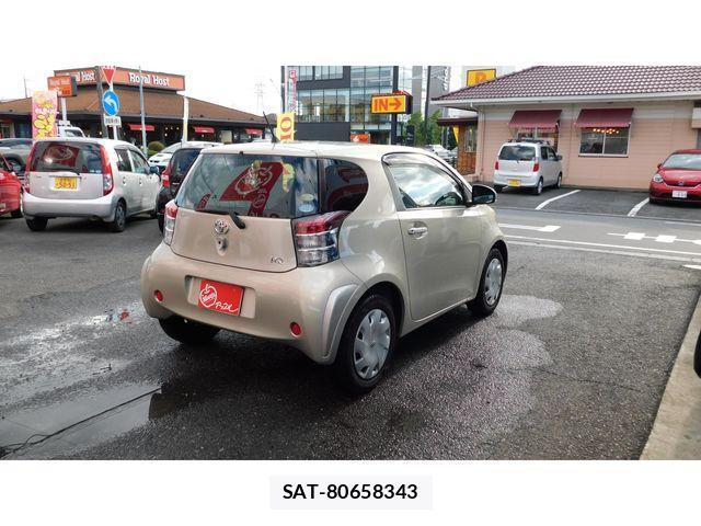 Toyota IQ 2009-01 1361966-6