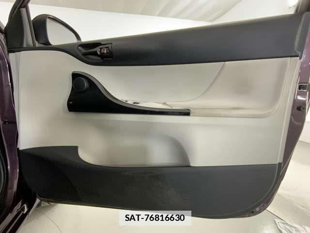 Toyota IQ 2012-09 1391210-13