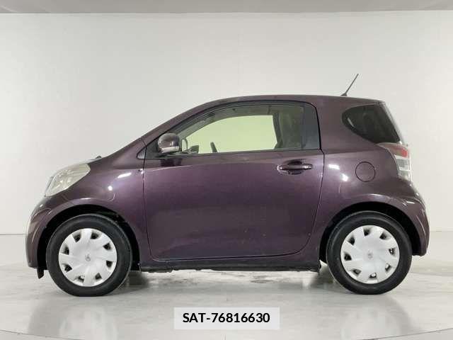 Toyota IQ 2012-09 1391210-2