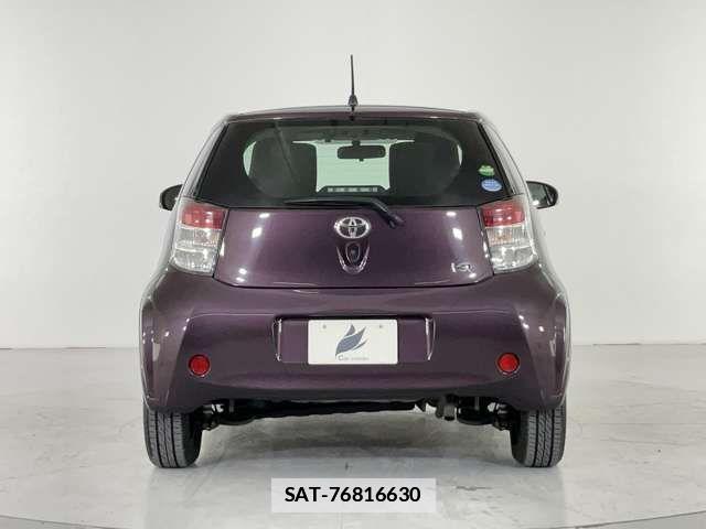 Toyota IQ 2012-09 1391210-4