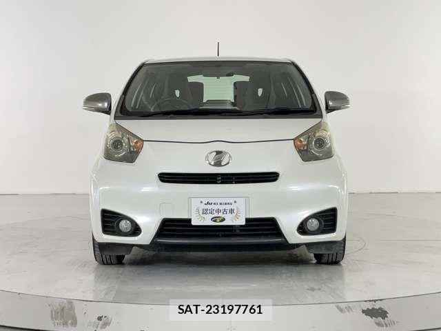 Toyota IQ 2013-01 1472941-1