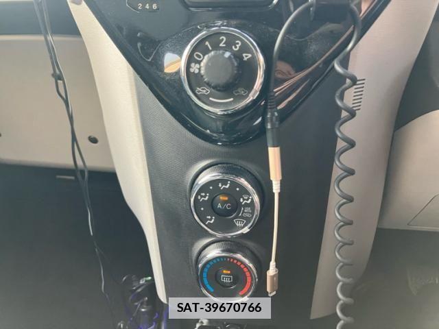 Toyota IQ 2014-09 2667253-10