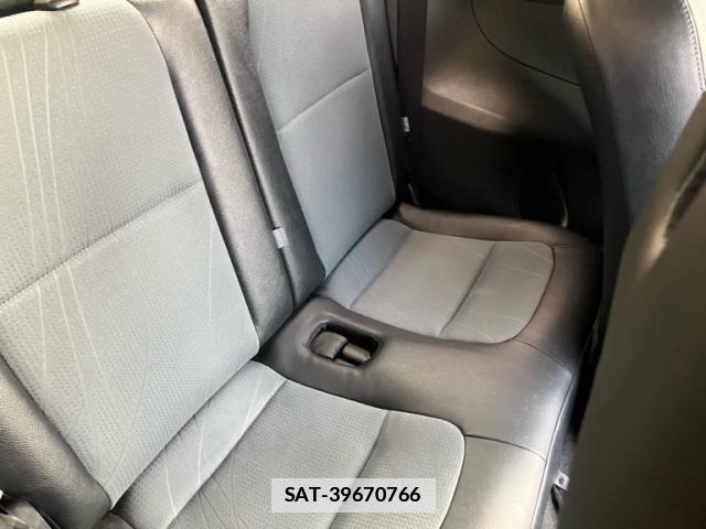 Toyota IQ 2014-09 2667253-22