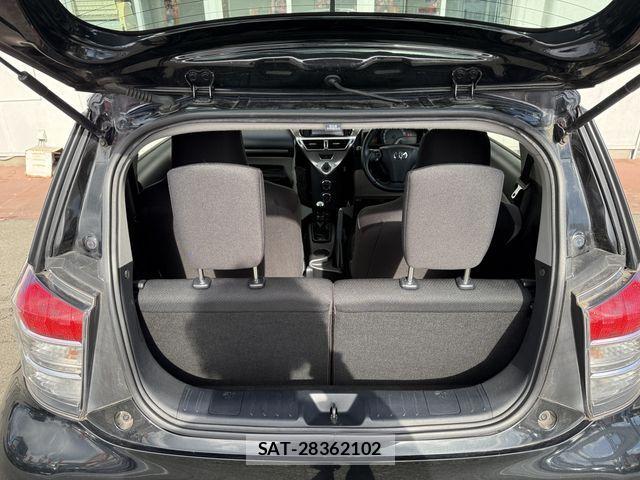 Toyota IQ 2011-01 2667250-15