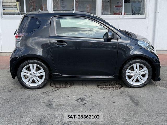 Toyota IQ 2011-01 2667250-24