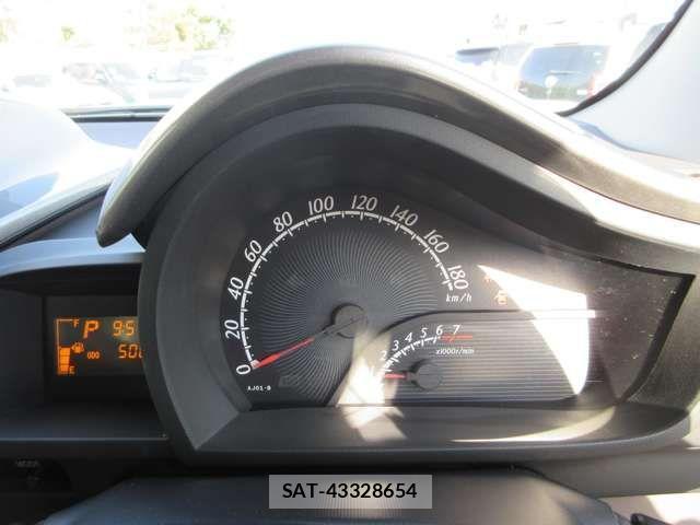 Toyota IQ 2009-08 2962078-18