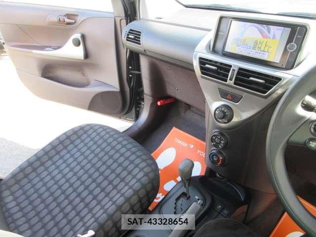 Toyota IQ 2009-08 2962078-1
