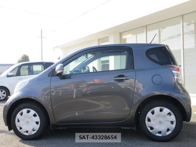 Toyota IQ 2009-08 2962078-21