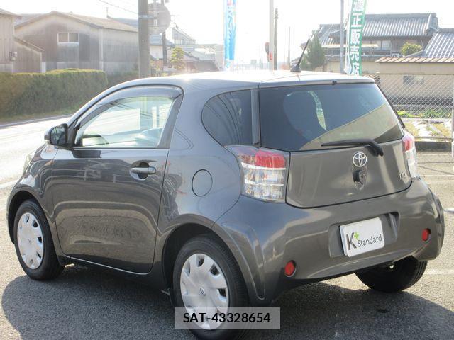 Toyota IQ 2009-08 2962078-22