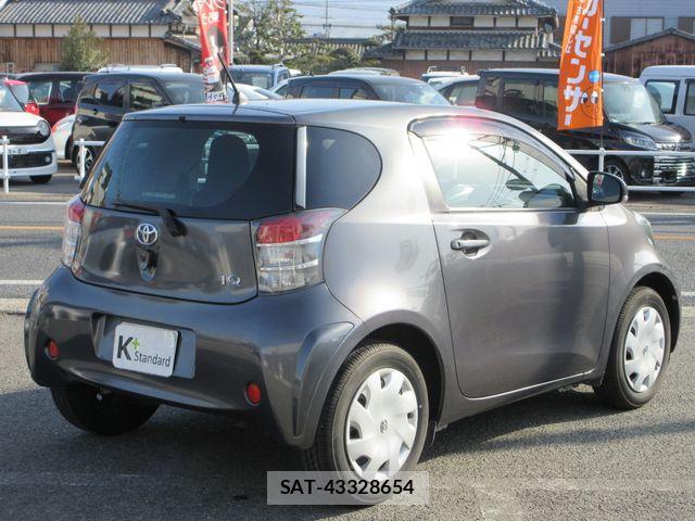 Toyota IQ 2009-08 2962078-23