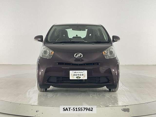Toyota IQ 2014-01 3770112-1