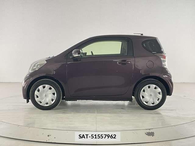 Toyota IQ 2014-01 3770112-2
