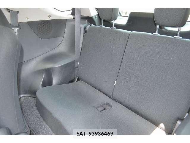 Toyota IQ 2013-01 6001351-19