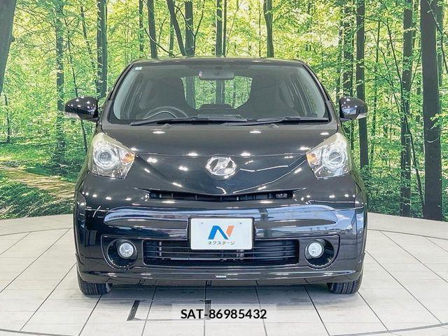 Toyota IQ 2014-02 6716368-12