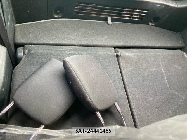 Toyota IQ 2011-12 7219956-22