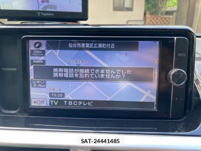Toyota IQ 2011-12 7219956-27