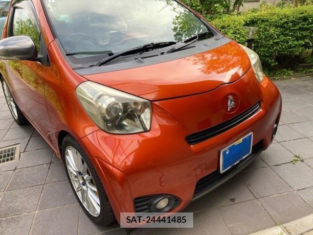 Toyota IQ 2011-12 7219956-2