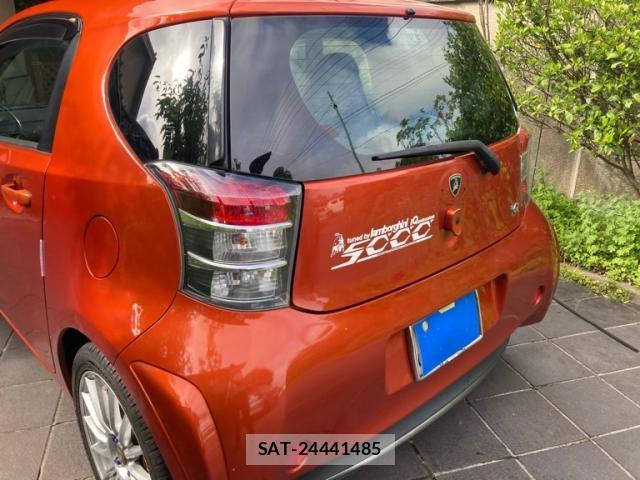 Toyota IQ 2011-12 7219956-6