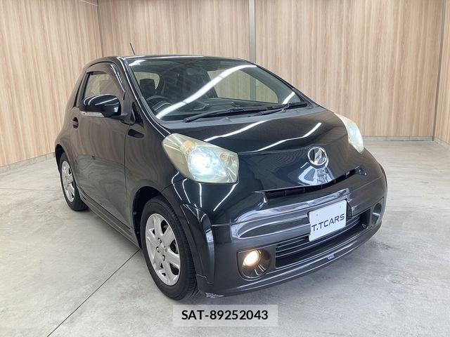 Toyota IQ 2009-06 7327609-19
