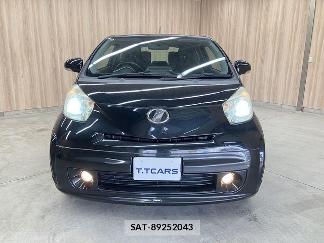 Toyota IQ 2009-06 7327609-20