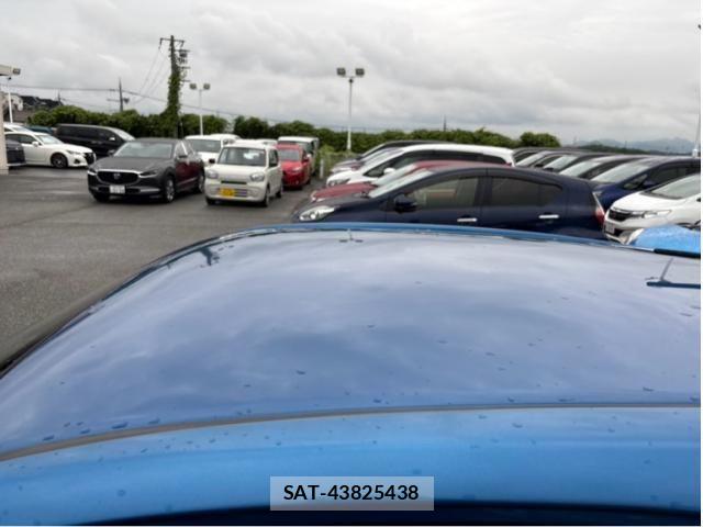 Toyota IQ 2009-09 7358177-9