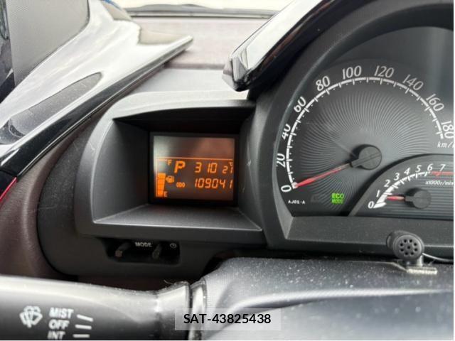 Toyota IQ 2009-09 7358177-11