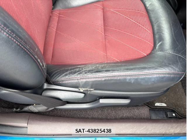 Toyota IQ 2009-09 7358177-3