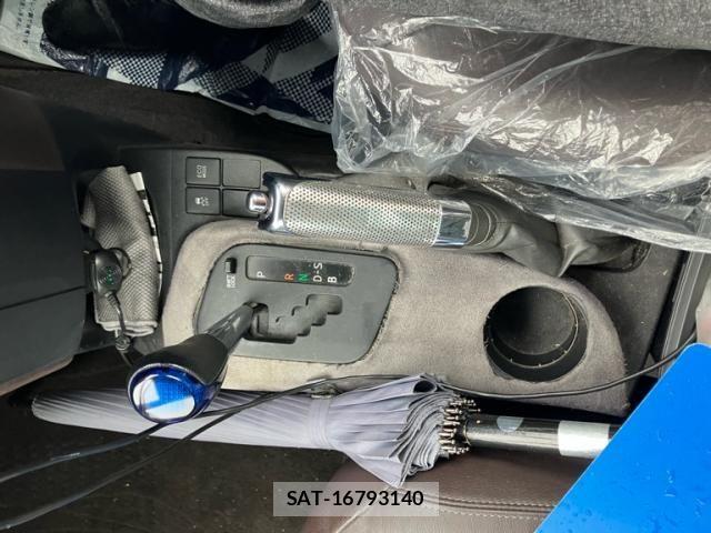 Toyota IQ 2010-01 7358176-18