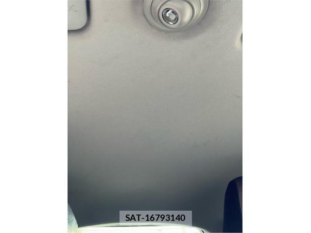 Toyota IQ 2010-01 7358176-20