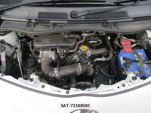 Toyota IQ 2015-01 7358178-18