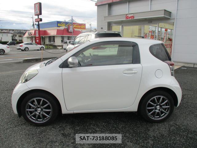 Toyota IQ 2015-01 7358178-7