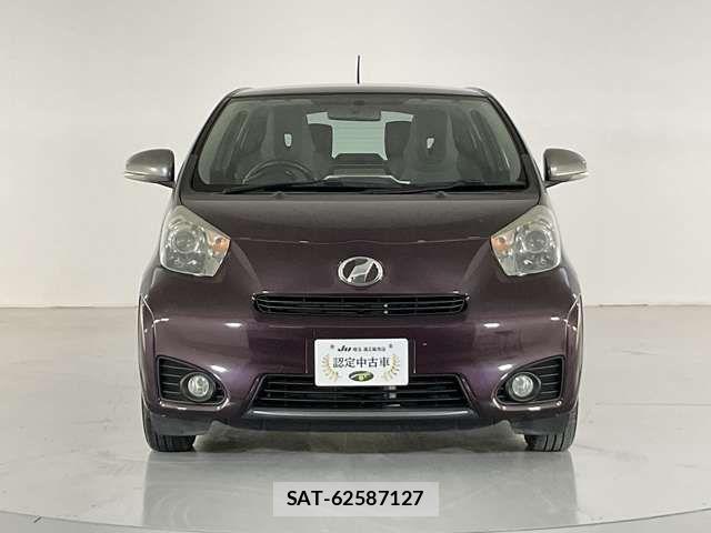 Toyota IQ 2013-03 7392445-1