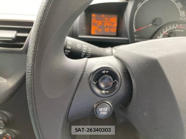 Toyota IQ 2009-01 7724346-9