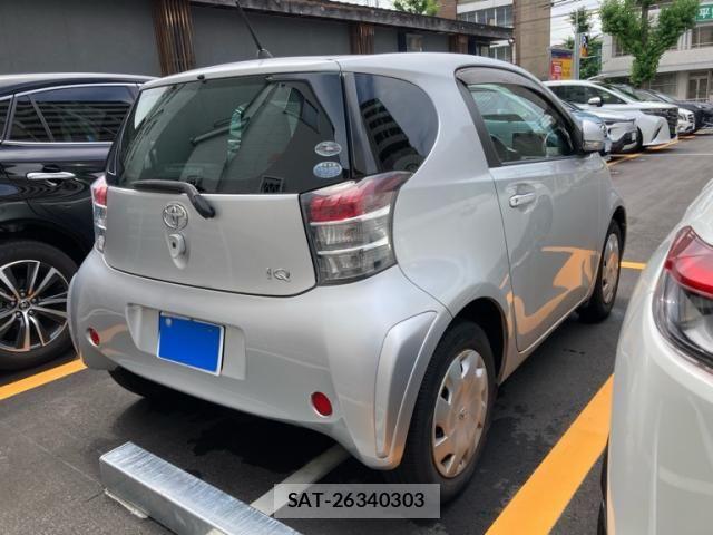 Toyota IQ 2009-01 7724346-1