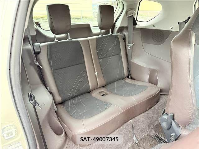 Toyota IQ 2009-01 7785800-25