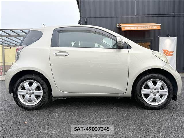 Toyota IQ 2009-01 7785800-6