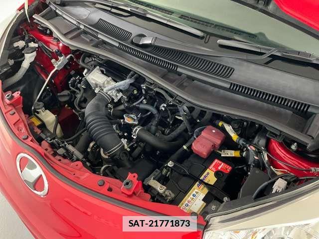 Toyota IQ 2012-08 7785804-11