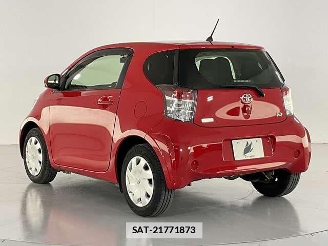 Toyota IQ 2012-08 7785804-3