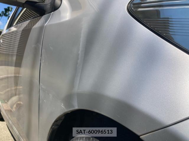 Toyota IQ 2008-12 7876979-17