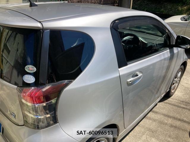Toyota IQ 2008-12 7876979-3