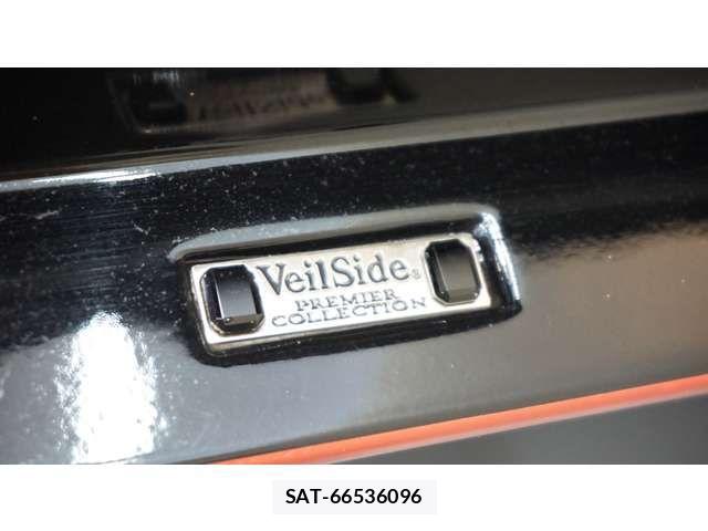 Toyota IQ 2009-12 8036084-5