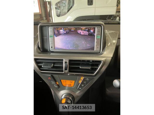 Toyota IQ 2009-02 8207977-10