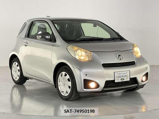 Toyota IQ 2012-08 8245483-10